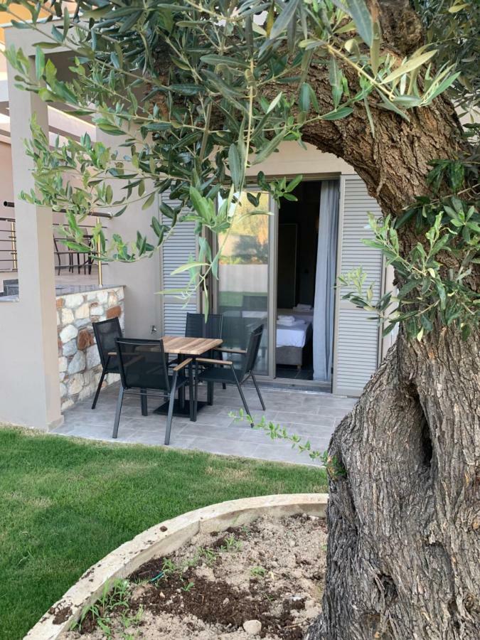Castella Apartments Vourvourou Dış mekan fotoğraf