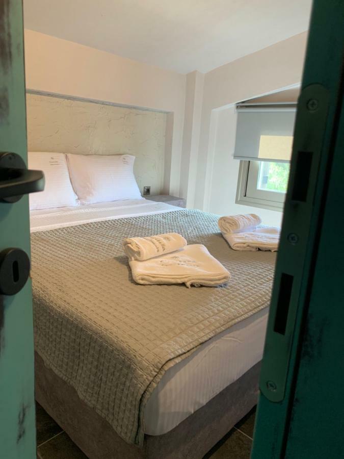 Castella Apartments Vourvourou Dış mekan fotoğraf